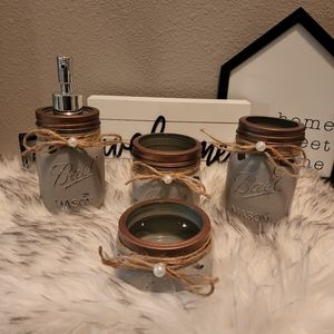 New Bathroom Mason Jar Decor